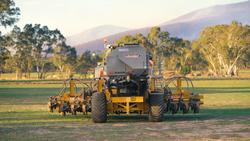 2016 SERAFIN ULTISOW 6M NARROW FOLD SINGLE DISC AIR SEEDER USED YELLOW