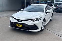 2022 Toyota Camry Ascent AXVH70R Glacier White