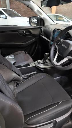 2022 Isuzu D-MAX SX High Ride MY22 4x2 Mineral White