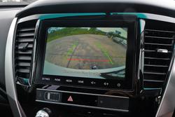 2022 Mitsubishi Pajero Sport GLX