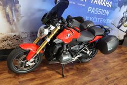 2017 BMW Motorrad R1200R SPORTS Red