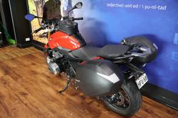 2017 BMW Motorrad R1200R SPORTS Red