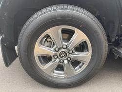 2021 Toyota Landcruiser VX