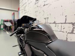 2024 Yamaha YZF-R7 LAMs YZF-R Black