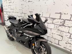 2024 Yamaha YZF-R7 LAMs YZF-R Black