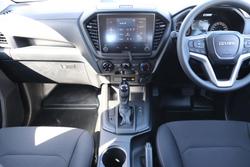 2025 Isuzu D-MAX SX