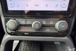 2023 Ford Everest Platinum
