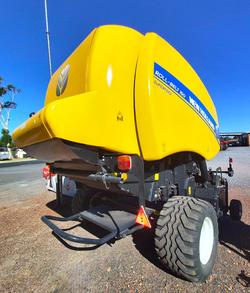 2017 New Holland Rb150 Yellow