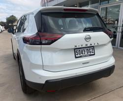 2026 Nissan X-TRAIL ST