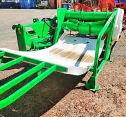 2024 Hustler Chainless Lx104 Green