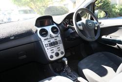 2013 Opel Corsa Enjoy CO Carbon Flash