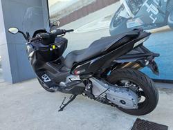 2016 BMW Motorrad C 650 SPORT Black