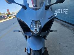 2022 Suzuki GSX-R1000A White