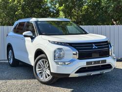 2022 Mitsubishi Outlander LS