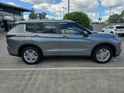 2023 Mitsubishi Outlander LS