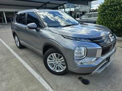 2023 Mitsubishi Outlander LS