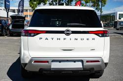 2023 Nissan Pathfinder Ti-L 4WD
