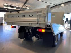 2026 Fuso Canter 815 Tipper White