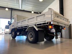 2026 Fuso Canter 815 Tipper White