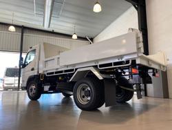 2026 Fuso Canter 815 Tipper White
