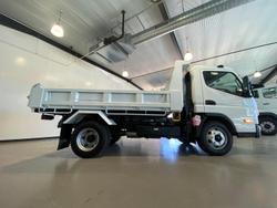 2026 Fuso Canter 815 Tipper White