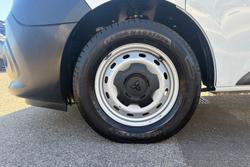 2020 Mitsubishi Express GLX+