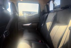 2019 Nissan Navara ST-X