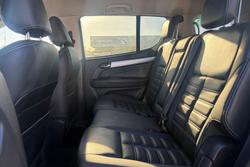 2019 Isuzu MU-X LS-T