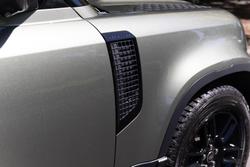 2025 Land Rover Defender 90 D250 S