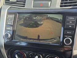 2021 Nissan Navara SL