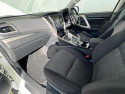 2017 Mitsubishi Pajero Sport GLX