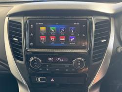 2017 Mitsubishi Pajero Sport GLX