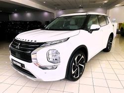 2022 Mitsubishi Outlander Exceed