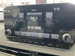 2022 Mitsubishi Outlander Exceed