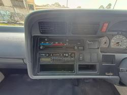 2000 Toyota Hiace Commuter RZH125R French Vanilla