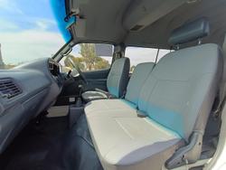 2000 Toyota Hiace Commuter RZH125R French Vanilla