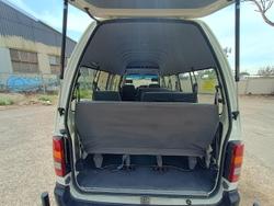 2000 Toyota Hiace Commuter RZH125R French Vanilla