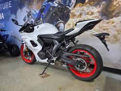 2023 Yamaha YZF-R7LA WHITE