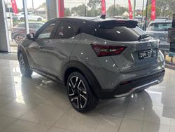 2025 Nissan JUKE Ti F16 MY25 Ceramic Grey 2-tone with Black roof