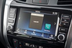 2025 Nissan Navara ST-X