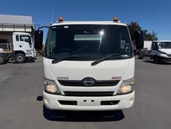 2014 Hino 300 Series 917 Medium