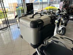 2022 CFMOTO 800MT Touring MT Blue