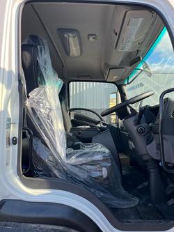 2025 Isuzu F Series FVY 260-300 AT R67