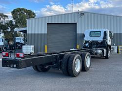 2025 Isuzu F Series FVY 260-300 AT R67