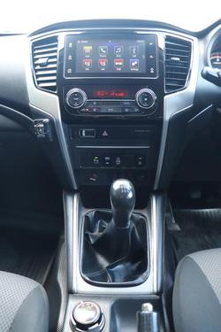 2022 Mitsubishi Triton GLX+