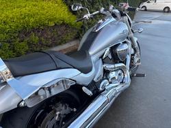 2013 Suzuki VZR 1800 BOULEVARD (M109R) Black