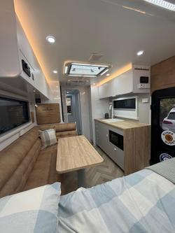 2026 Wonderland RV Amaroo 3 Bunk