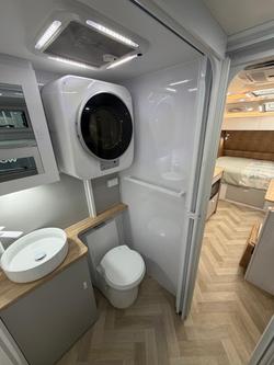 2026 Wonderland RV Amaroo 3 Bunk