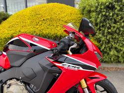 2017 Honda CBR1000RRA (FIREBLADE) ABS Red