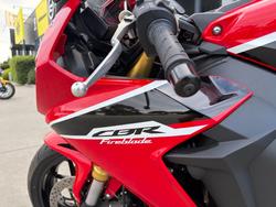 2017 Honda CBR1000RRA (FIREBLADE) ABS Red